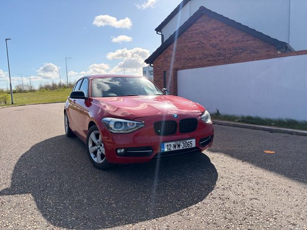 BMW 1-Series Hatchback, Petrol, 2012, Red
