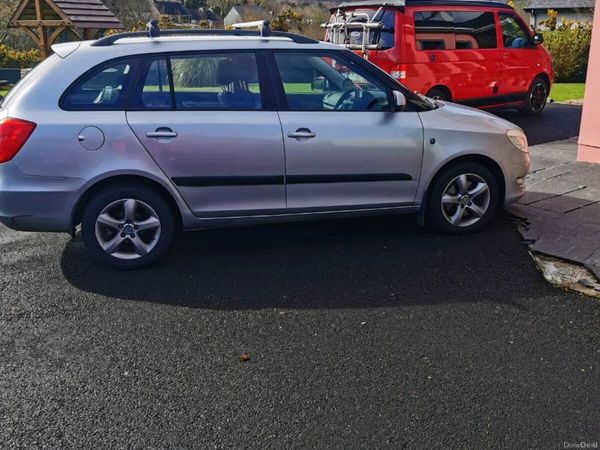 Skoda Fabia Estate/Jeep, Petrol, 2012, Silver