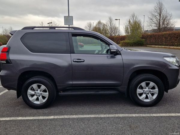 Toyota Land Cruiser SUV, Diesel, 2019, Grey