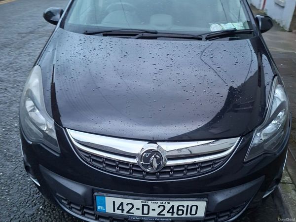 Vauxhall Corsa Hatchback, Petrol, 2014, Black