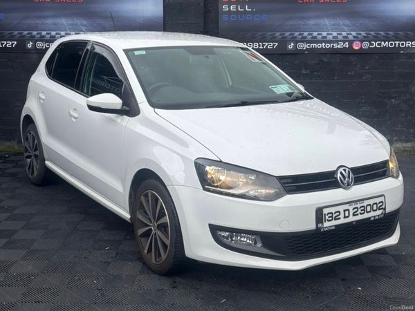 Volkswagen Polo Hatchback, Petrol, 2013, White