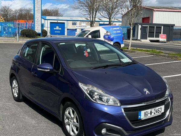 Peugeot 208 Hatchback, Petrol, 2016, Blue