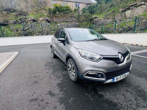 Renault Captur Hatchback, Petrol, 2016, Grey