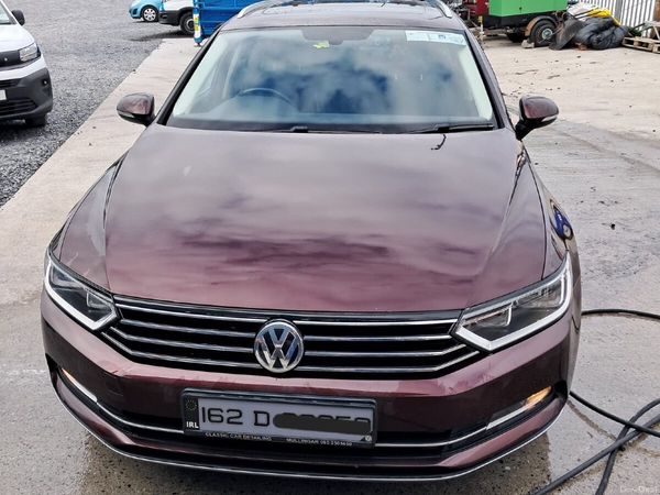 Volkswagen Passat Estate, Diesel, 2016, Red