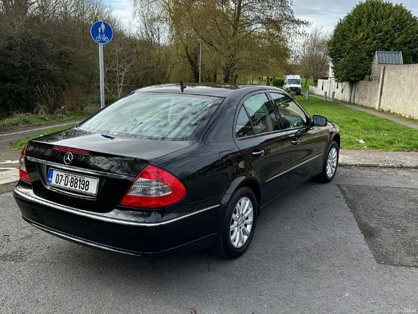 Mercedes-Benz E-Class Saloon, Petrol, 2007, Black