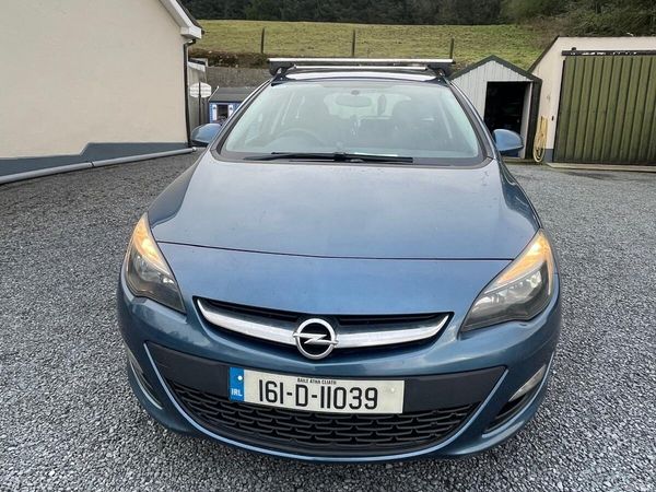 Opel Astra Estate, Diesel, 2016, Blue
