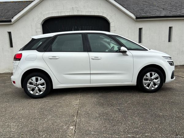 Citroen C4 Picasso MPV, Diesel, 2017, White