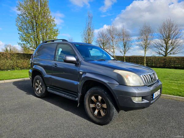 Toyota Land Cruiser SUV, Diesel, 2005, Grey