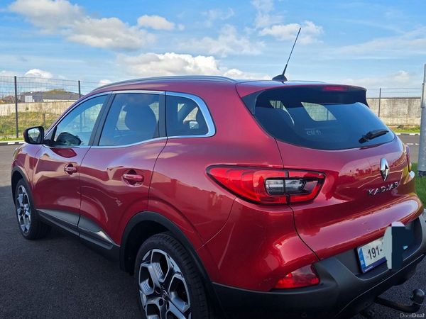 Renault Kadjar SUV, Diesel, 2019, Red