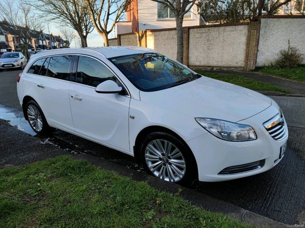 Opel Insignia MPV, Diesel, 2012, White