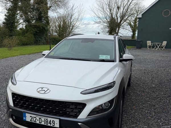 Hyundai KONA MPV, Diesel, 2021, White