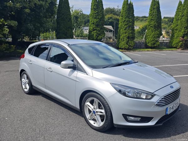 Ford Focus Hatchback, Petrol, 2017, Silver