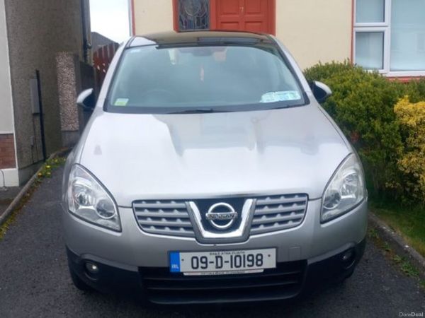 Nissan Qashqai Hatchback, Diesel, 2009, Silver