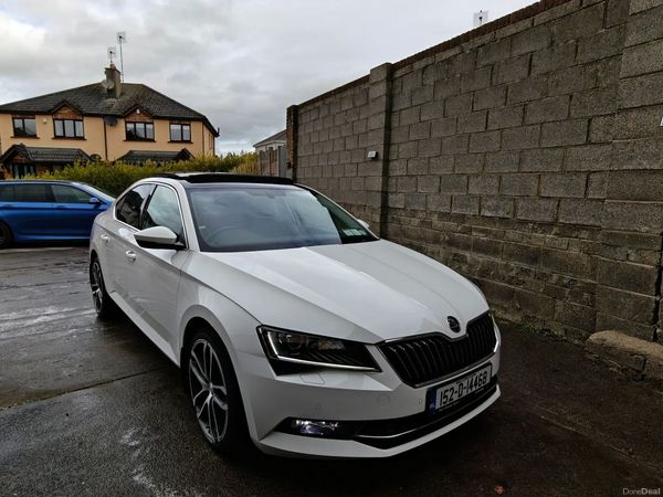 Skoda Superb Saloon, Diesel, 2015, White