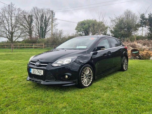 Ford Focus Hatchback, Diesel, 2012, Black