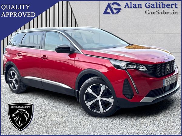 Peugeot 5008 MPV, Diesel, 2021, Red