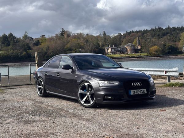 Audi A4 Saloon, Diesel, 2012, Grey