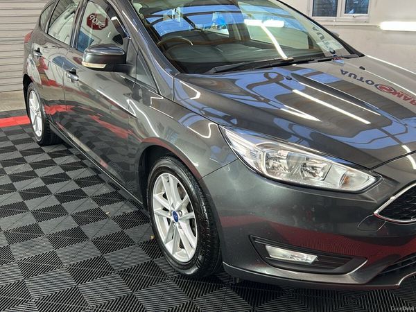 Ford Focus Hatchback, Diesel, 2016, Grey