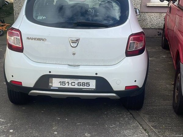 Dacia Sandero Stepway Hatchback, Diesel, 2015, White