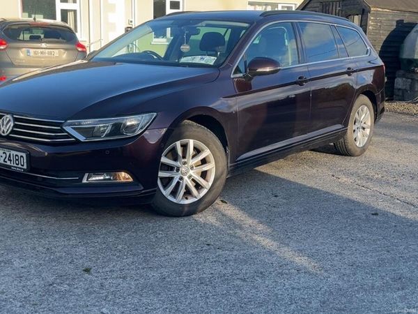Volkswagen Passat Estate/Jeep, Diesel, 2016, Red