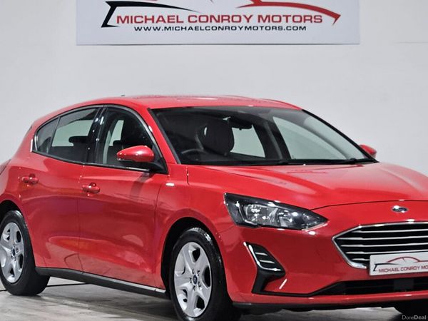 Ford Focus Hatchback, Diesel, 2019, Red