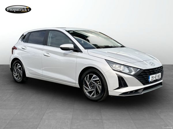 Hyundai i20 Hatchback, Petrol, 2025, Grey