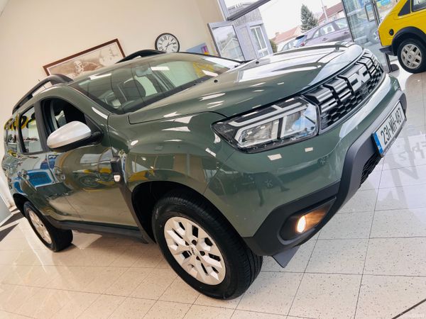 Dacia Duster SUV, Petrol, 2023, Grey