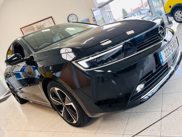 Opel Astra Hatchback, Petrol, 2023, Black