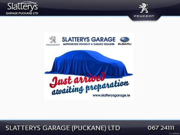 Peugeot 2008 MPV, Diesel, 2021, Orange