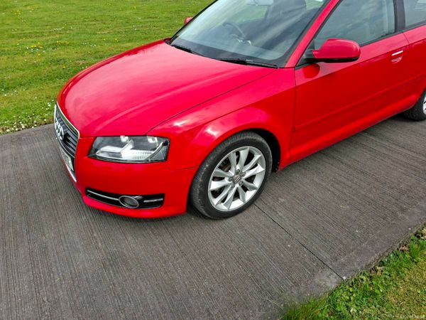 Audi A3 Hatchback, Diesel, 2010, Red