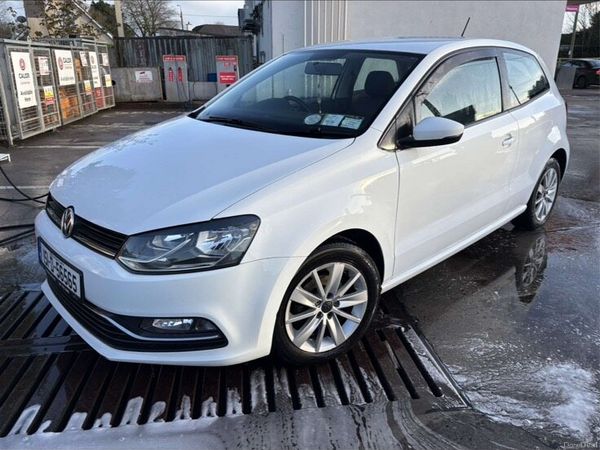 Volkswagen Polo Hatchback, Petrol, 2015, White