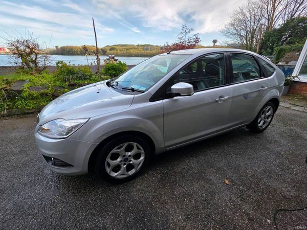 Ford Focus Hatchback, Diesel, 2011, Silver