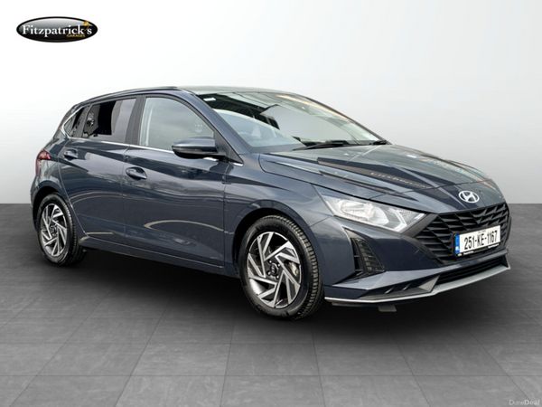 Hyundai i20 Hatchback, Petrol, 2025, Grey