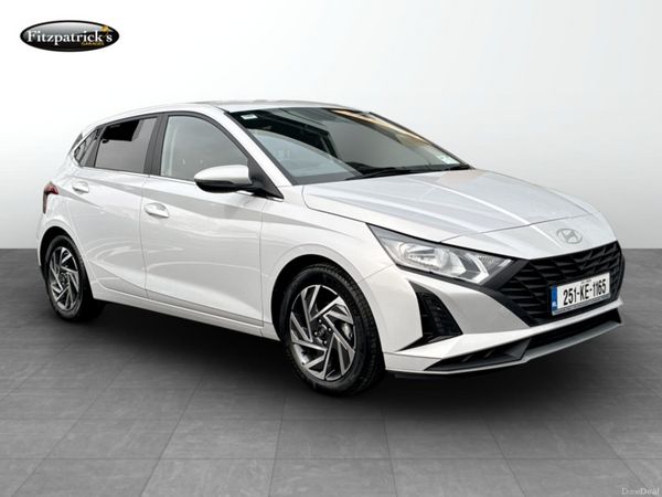 Hyundai i20 Hatchback, Petrol, 2025, Grey