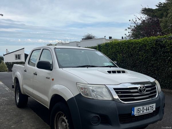 Toyota Hilux Crew Cab, Diesel, 2015, White