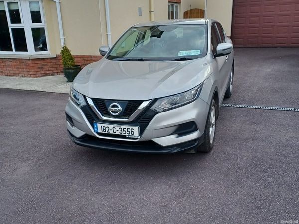 Nissan Qashqai MPV, Petrol, 2018, Grey