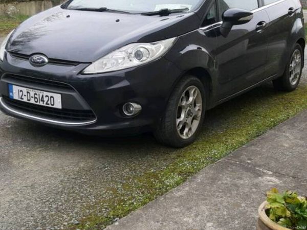 Ford Fiesta Hatchback, Petrol, 2012, Black