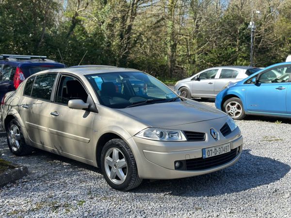 Renault Megane Saloon, Petrol, 2007, Yellow