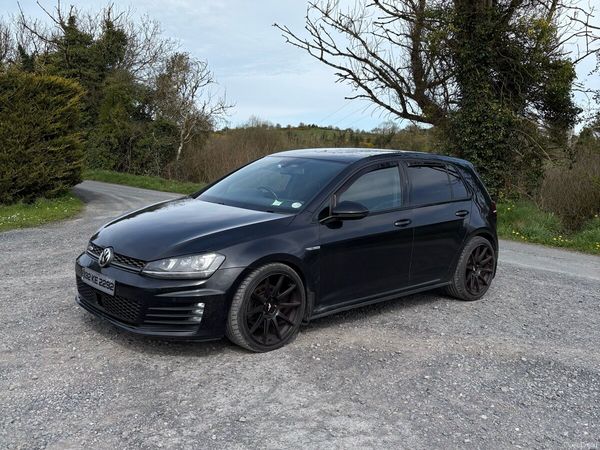 Volkswagen Golf Hatchback, Diesel, 2013, Black