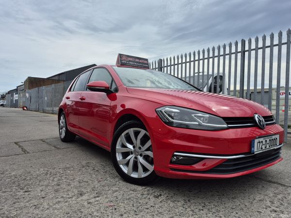 Volkswagen Golf Hatchback, Petrol, 2017, Red
