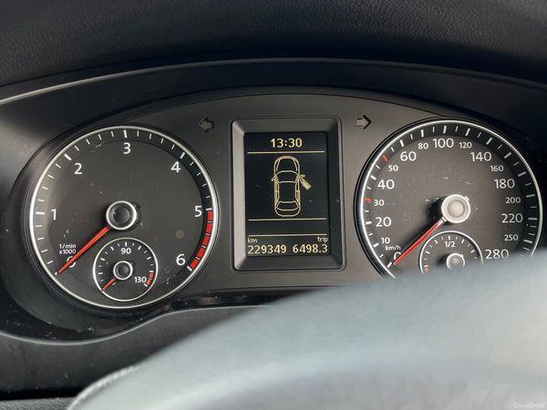 Volkswagen Jetta Saloon, Diesel, 2012, Grey