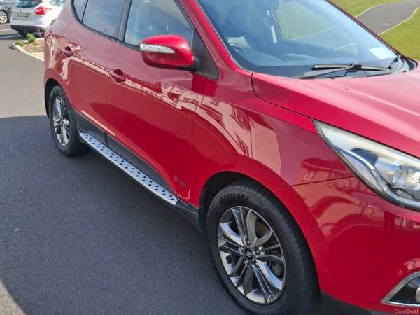 Hyundai ix35 SUV, Diesel, 2014, Red