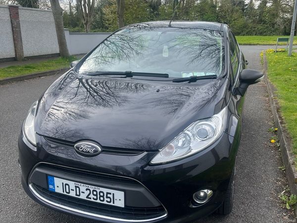 Ford Fiesta Hatchback, Diesel, 2010, Black