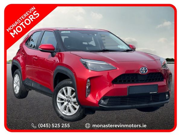 Toyota Yaris Cross SUV, Petrol Hybrid, 2024, Red