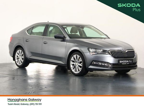 Skoda Superb Hatchback, Diesel, 2023, Grey