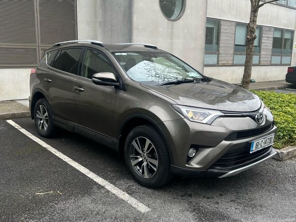 Toyota RAV4 SUV, Diesel, 2016, Bronze