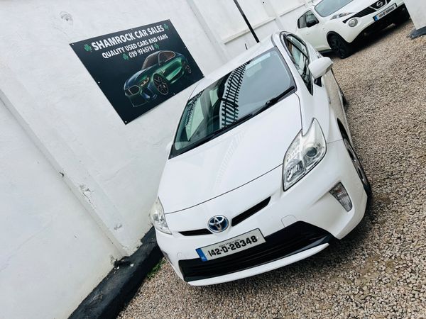 Toyota Prius Hatchback, Petrol Hybrid, 2014, White