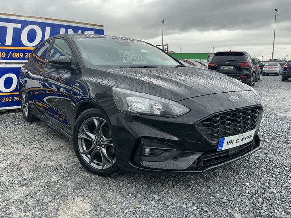 Ford Focus Hatchback, Petrol, 2019, Black