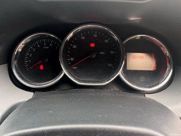 Dacia Duster SUV, Diesel, 2014, White