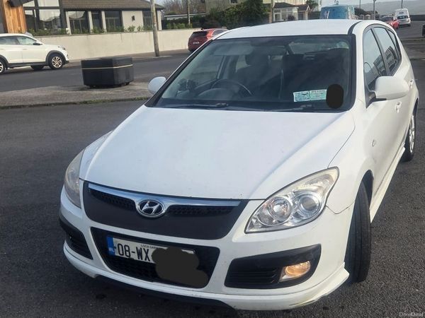 Hyundai i30 Hatchback, Diesel, 2008, White